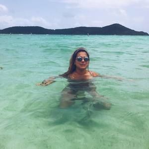 Meet your Posher, Melissa